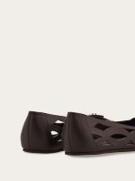 Ferragamo Hug buckle ballet flat - Image 4